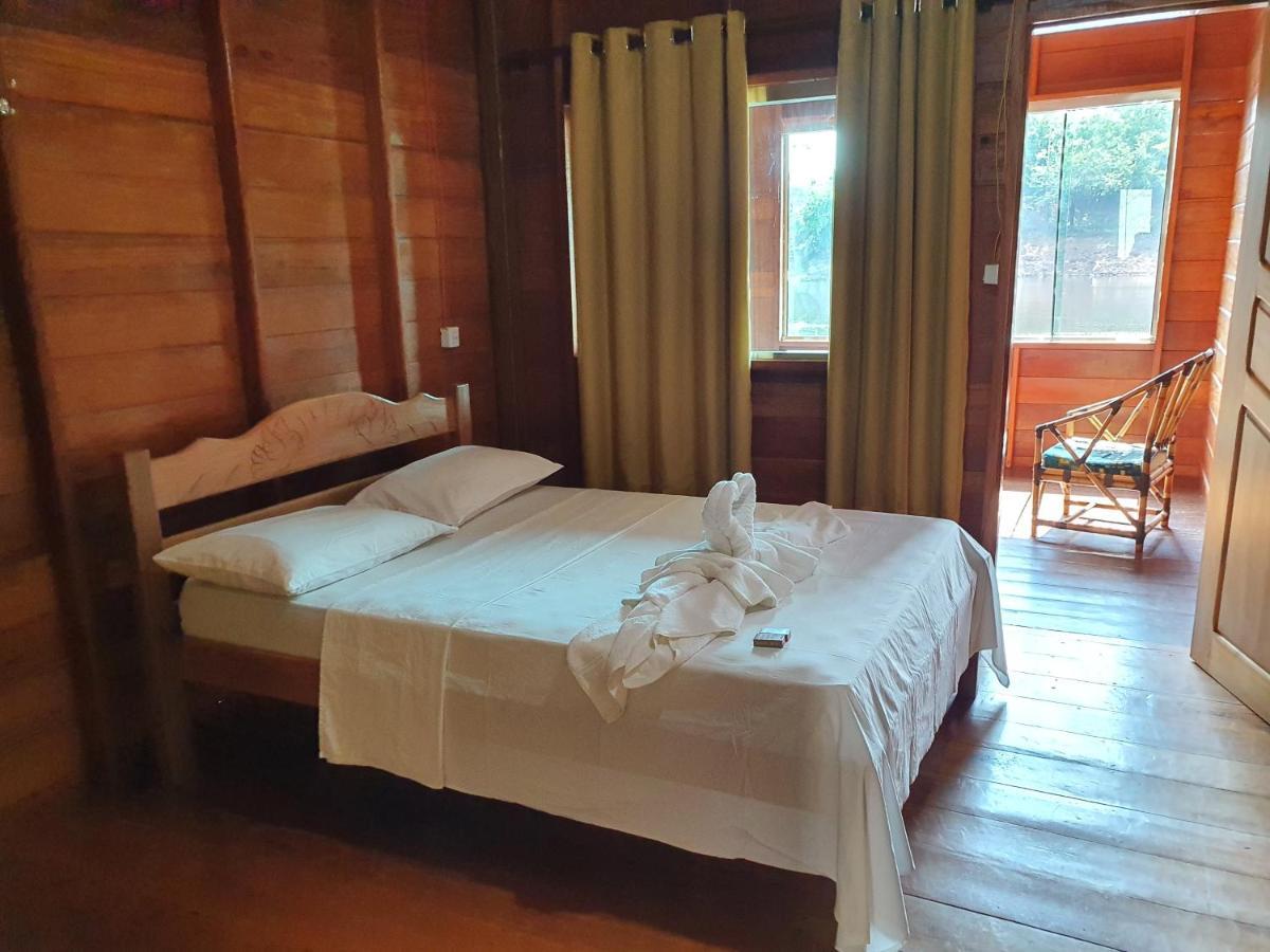 Amazon Arowana Lodge Careiro Bagian luar foto