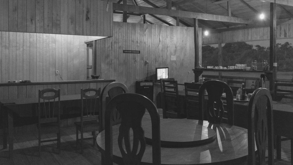 Amazon Arowana Lodge Careiro Bagian luar foto